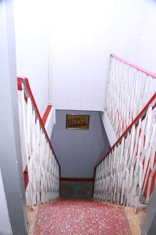 20Th Street Hostel Yangon Esterno foto