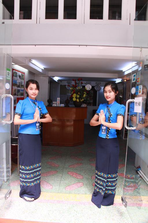 20Th Street Hostel Yangon Esterno foto